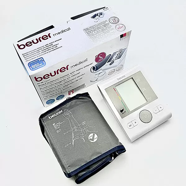 Máy đo huyêt áp bắp tay Beurer BM 28